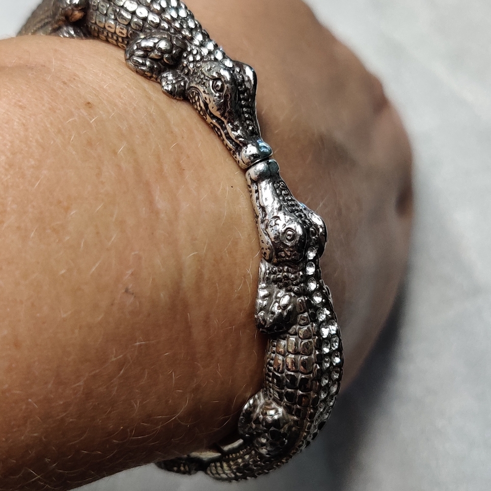Brighton alligator kiss cuff